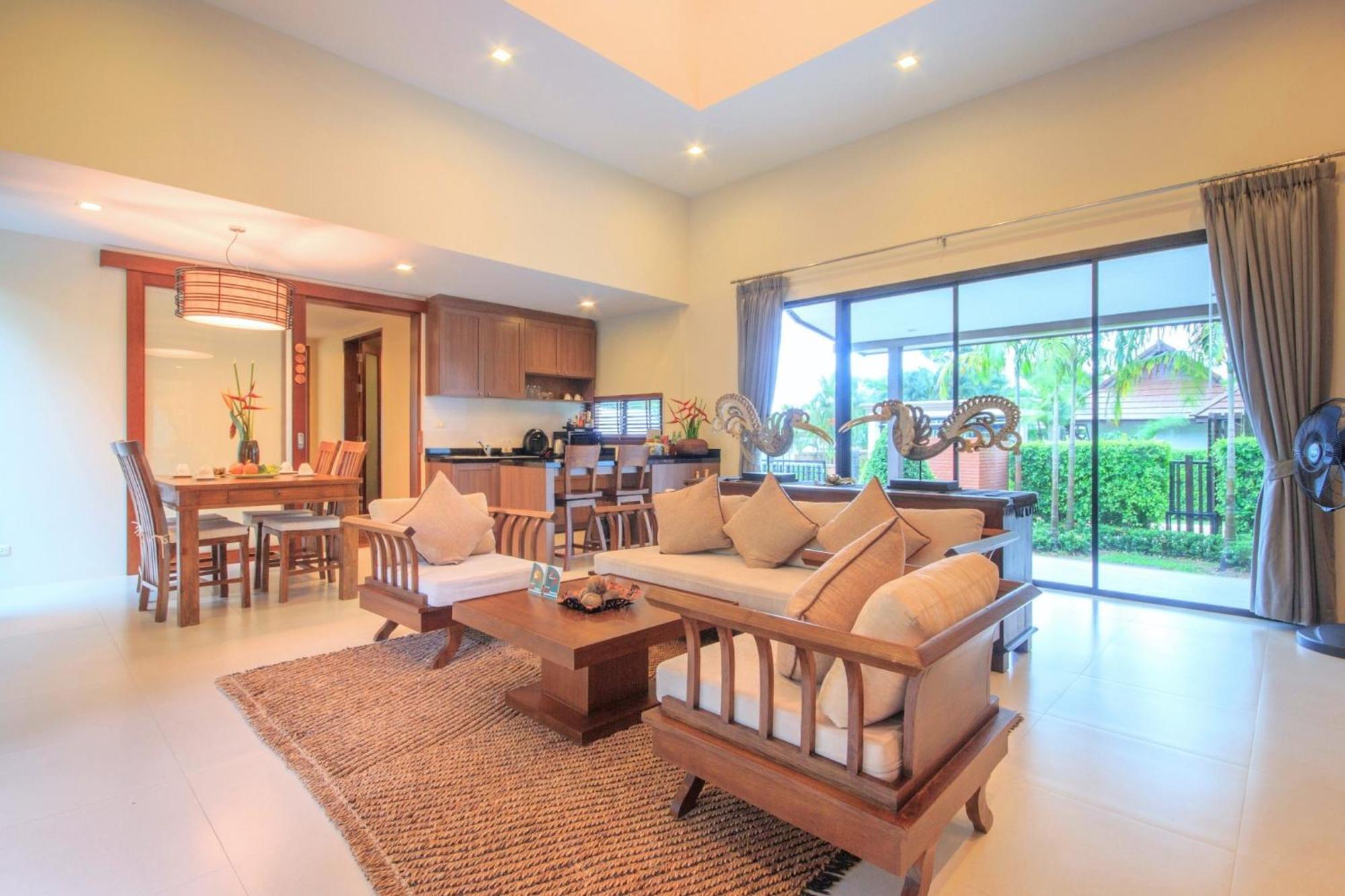 Ozone Villa Phuket Pa Khlok Buitenkant foto