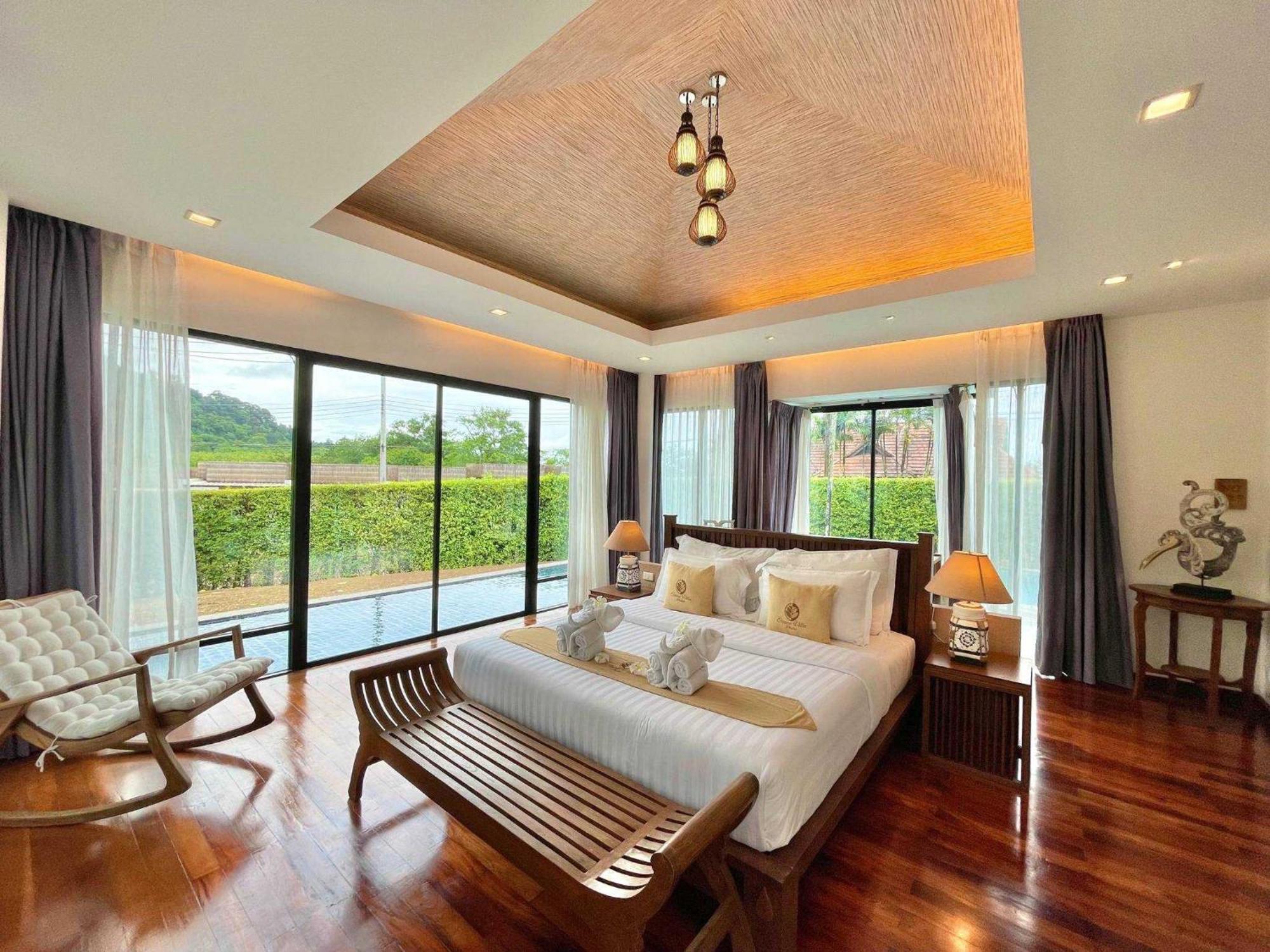 Ozone Villa Phuket Pa Khlok Buitenkant foto