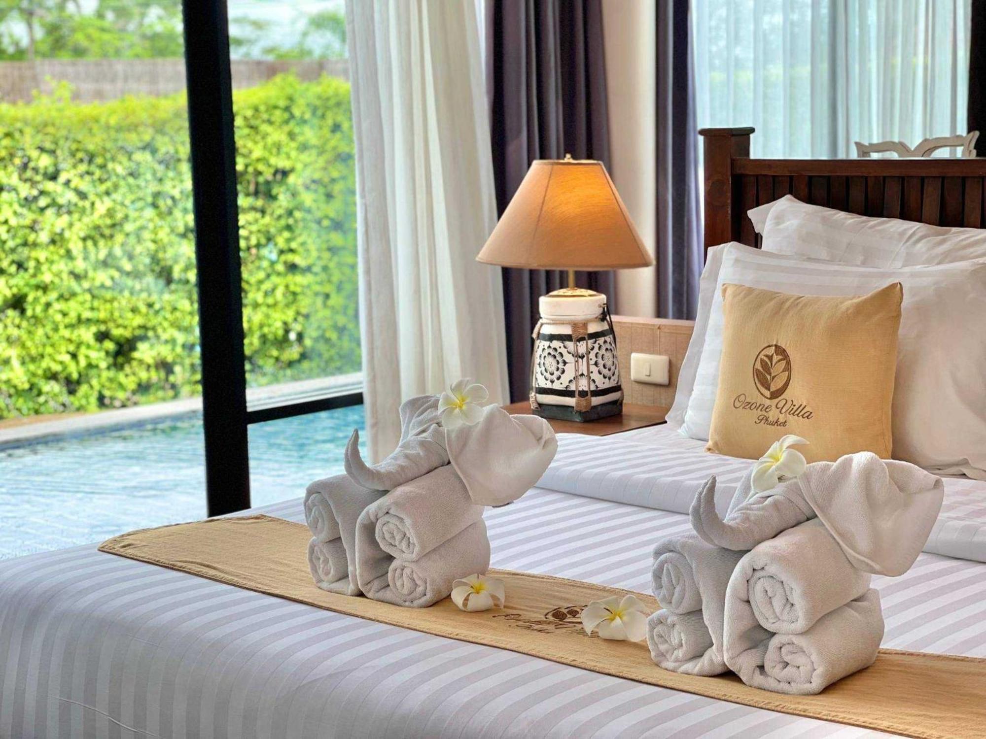 Ozone Villa Phuket Pa Khlok Buitenkant foto