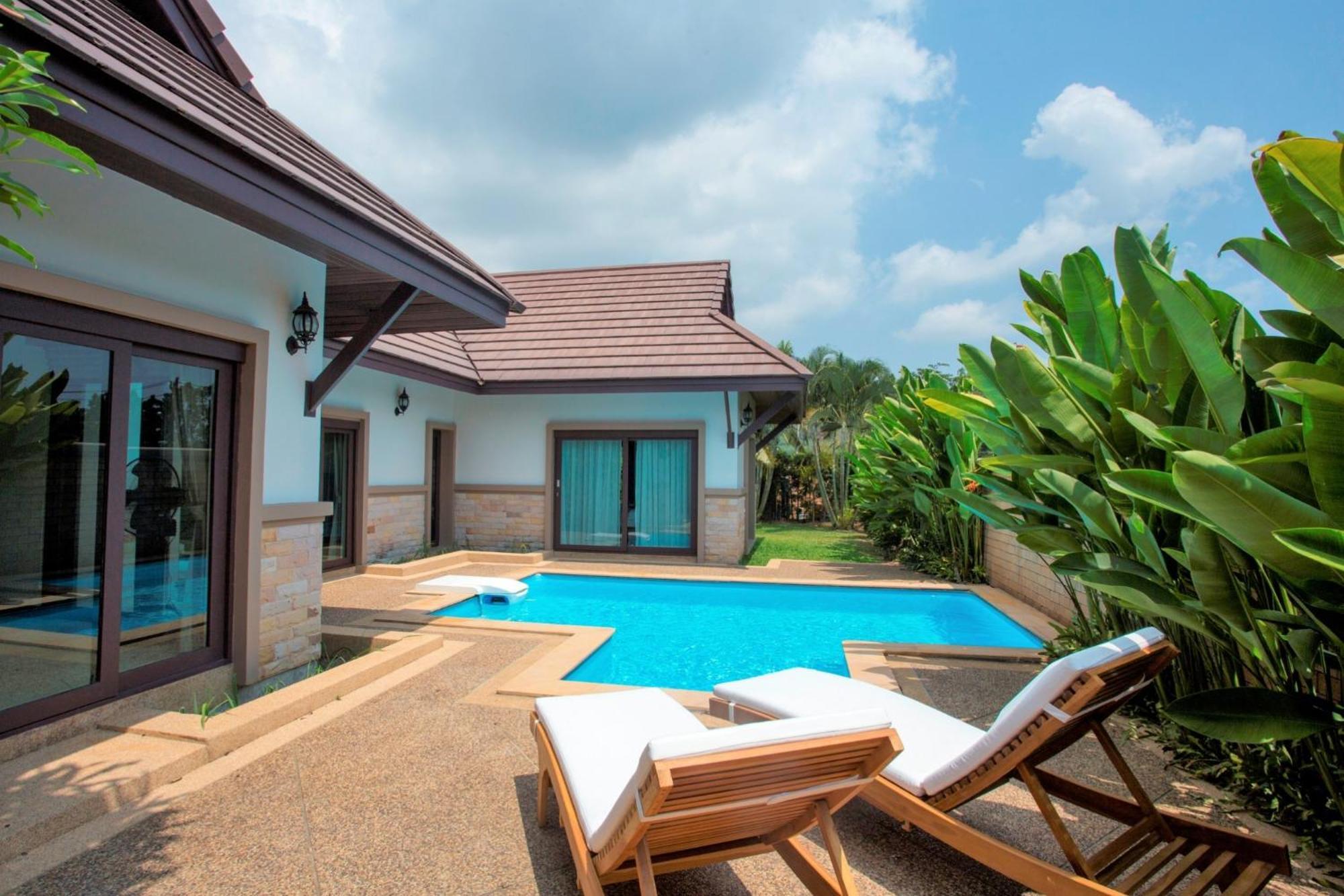 Ozone Villa Phuket Pa Khlok Buitenkant foto