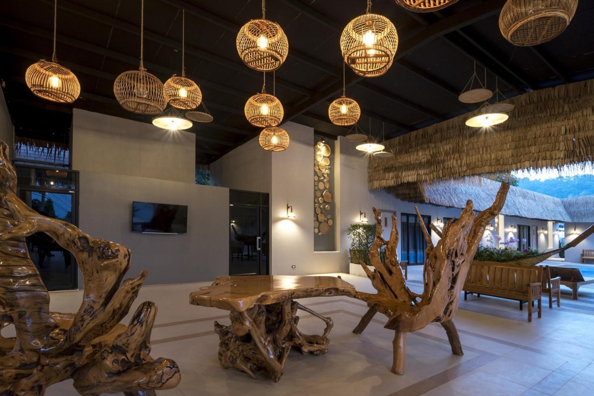 Ozone Villa Phuket Pa Khlok Buitenkant foto